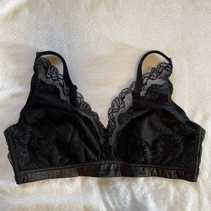 Wirefree bras -  Unlined Bras - 34D